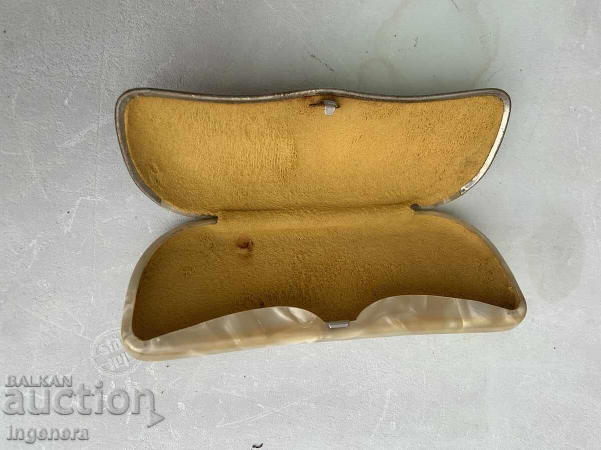 Доставка на КАЛЪФ ЗА ОЧИЛА РЕТРО ВИНТИДЖ Доставка на КАЛЪФ ЗА ОЧИЛА РЕТРО ВИНТИДЖ