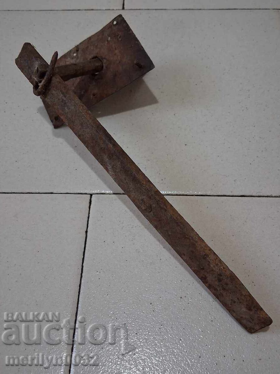 Auction  Antique wrought iron latch, lock, latch for an antique gate