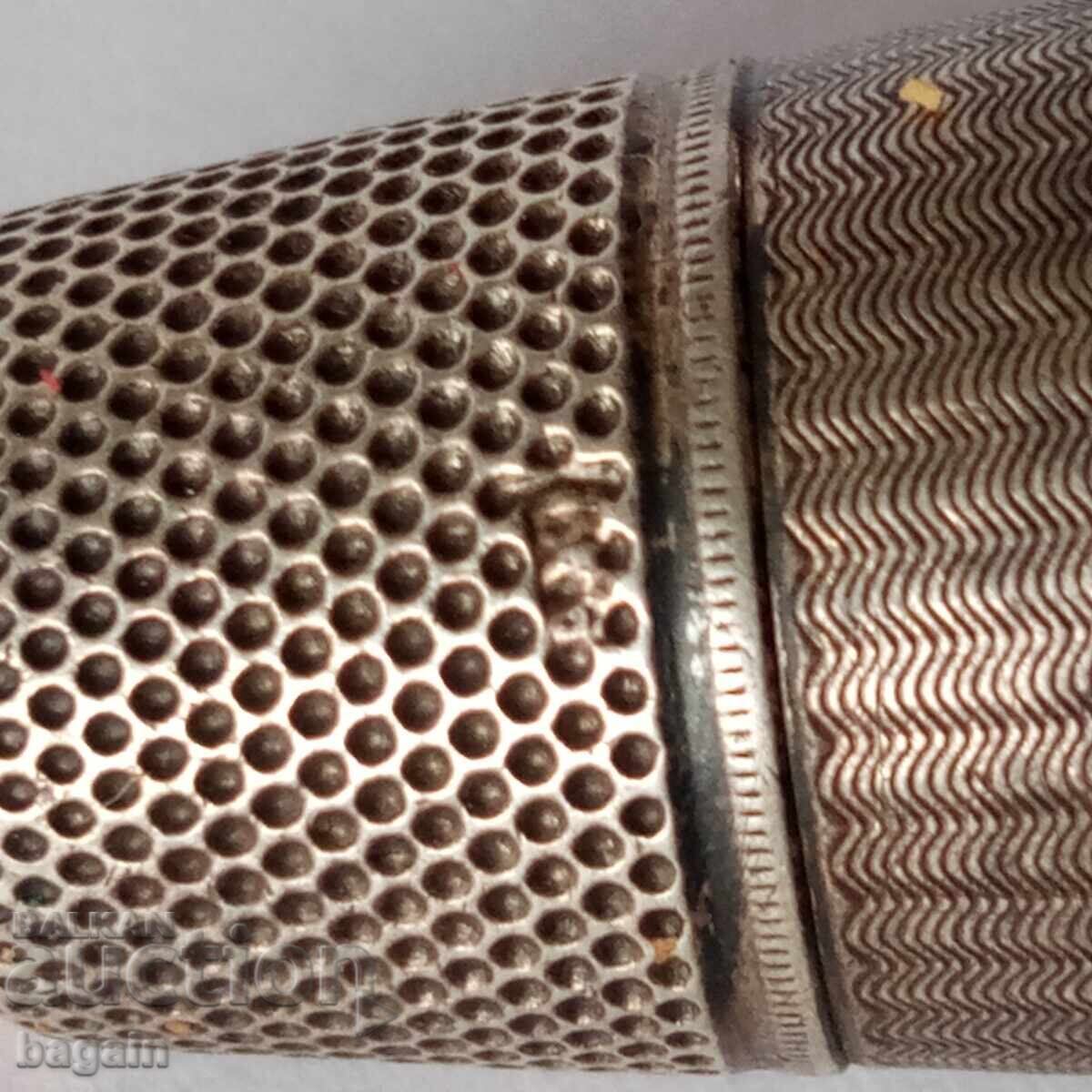 Auction  Carnelian and silver. Thimble