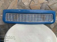 GRILĂ PENTRU TRABANT