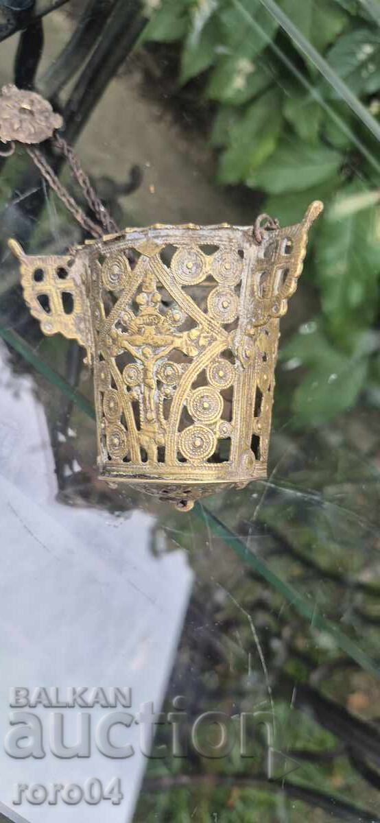 LAMPĂ VECHE DE BRONZ cu preț 55.00 BGN | € 28.12 LAMPĂ VECHE DE BRONZ cu preț 55.00 BGN | € 28.12