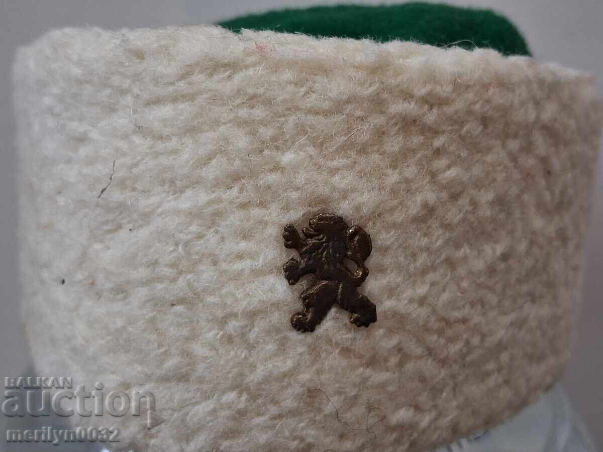 Căciulă socialistă pentru micul pionier 2 - 7 Căciulă socialistă pentru micul pionier 2 - 7