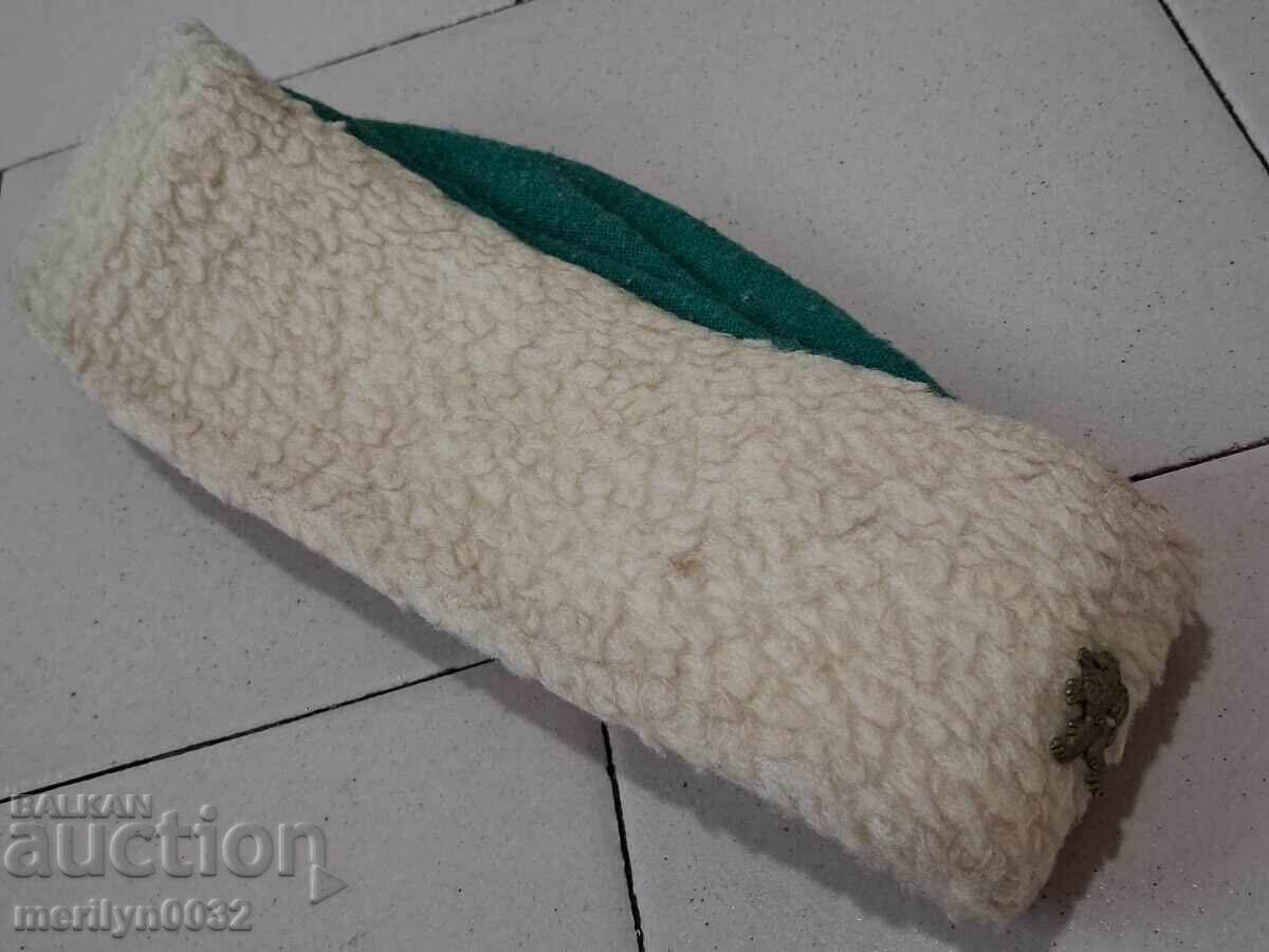 Căciulă socialistă pentru micul pionier 2 Căciulă socialistă pentru micul pionier 2