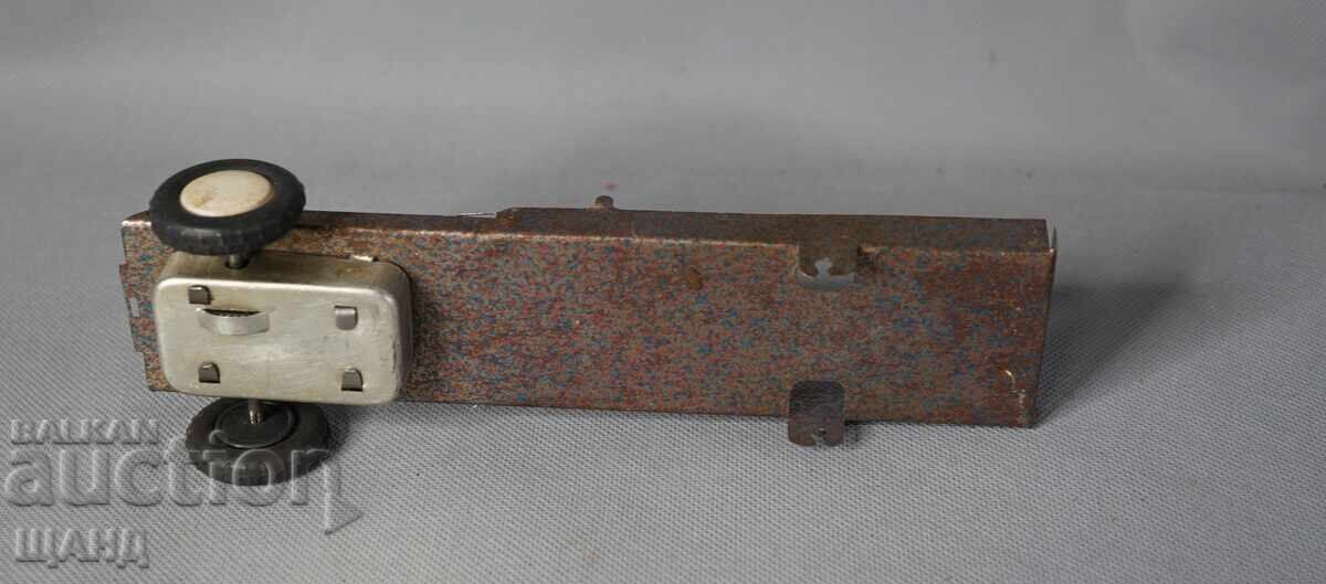 Доставка на Дъно с гуми Стара метална Играчка модел автобус Доставка на Дъно с гуми Стара метална Играчка модел автобус