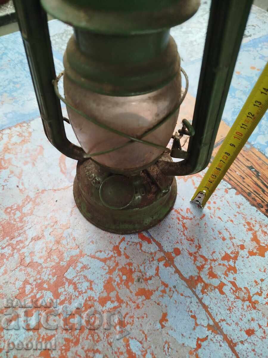 Стар газен фенер с цена 15.00 лв. | € 7.67 Стар газен фенер с цена 15.00 лв. | € 7.67