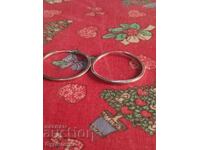 Silver earrings. I'm listing over 100 auctions. Take a look