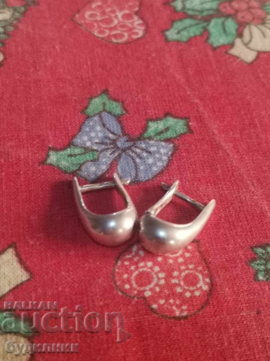 Сребърни обеци. Пускам над 100 Аукциона. Разгледайте и остан Сребърни обеци. Пускам над 100 Аукциона. Разгледайте и остан
