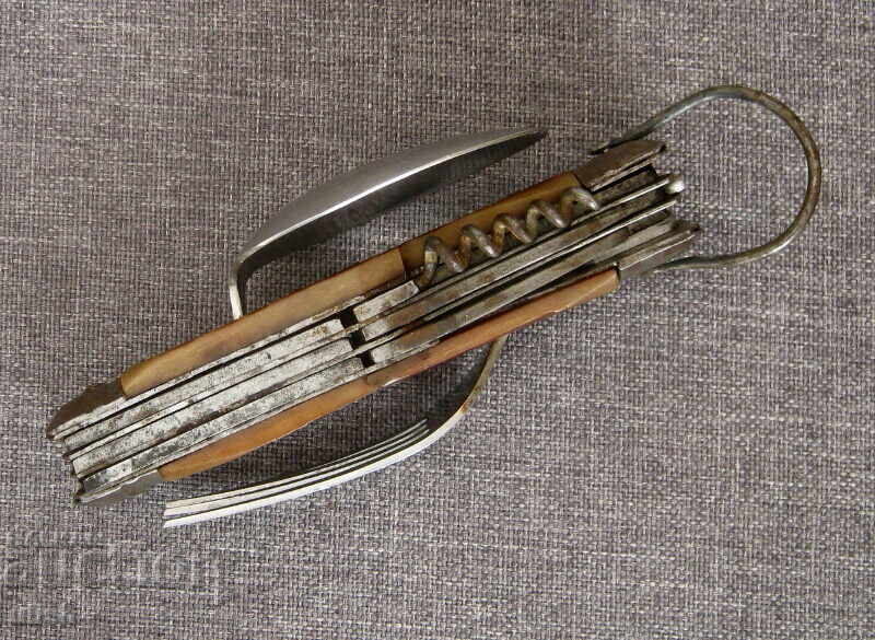 Livrarea Cuțit militar multifuncțional vechi, pentru turism, mâner din corn