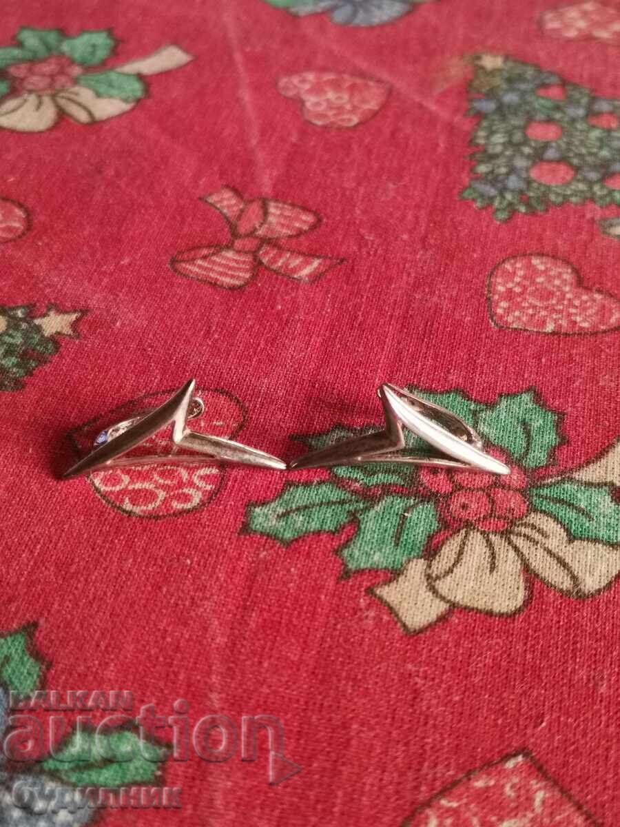 Delivery of Silver earrings. I'm listing over 100 auctions. Take a look and stay tuned Delivery of Silver earrings. I'm listing over 100 auctions. Take a look and stay tuned