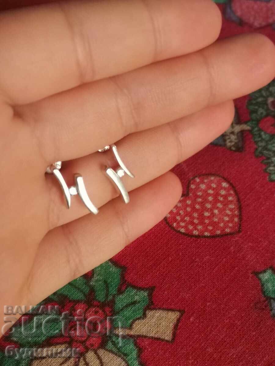 Delivery of Silver earrings. I'm listing over 100 auctions. Take a look and stay tuned Delivery of Silver earrings. I'm listing over 100 auctions. Take a look and stay tuned