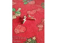 Silver earrings. I'm listing over 100 auctions. Take a look and stay tuned