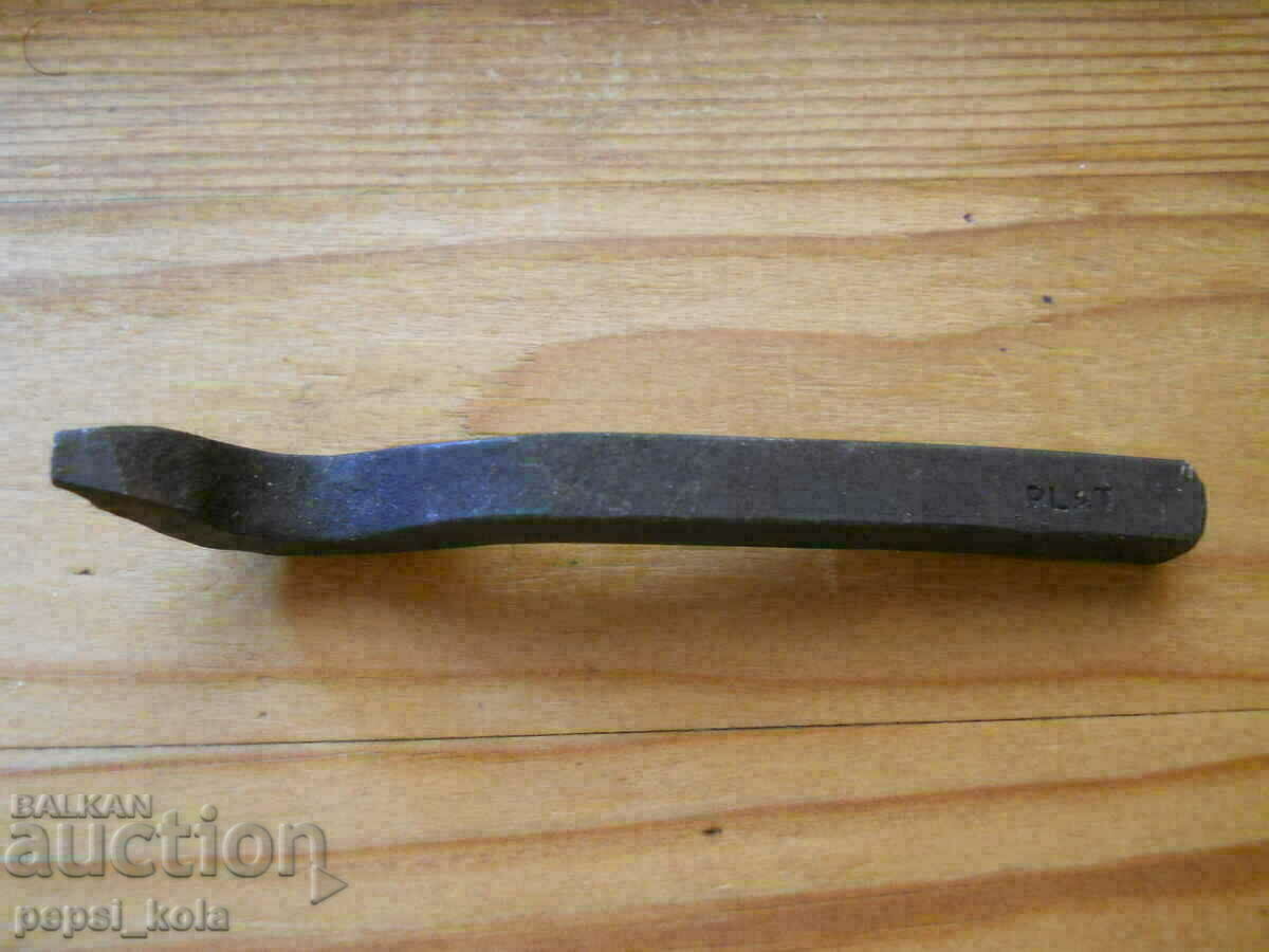 Jewelry stamp for marking platinum