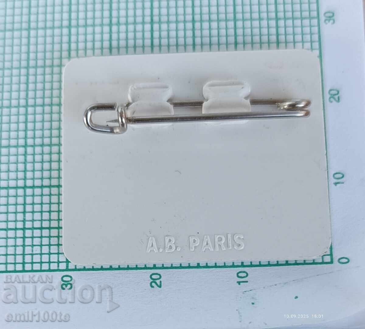 Delivery of Rare badge - Paris candidate for the 1992 Olympics