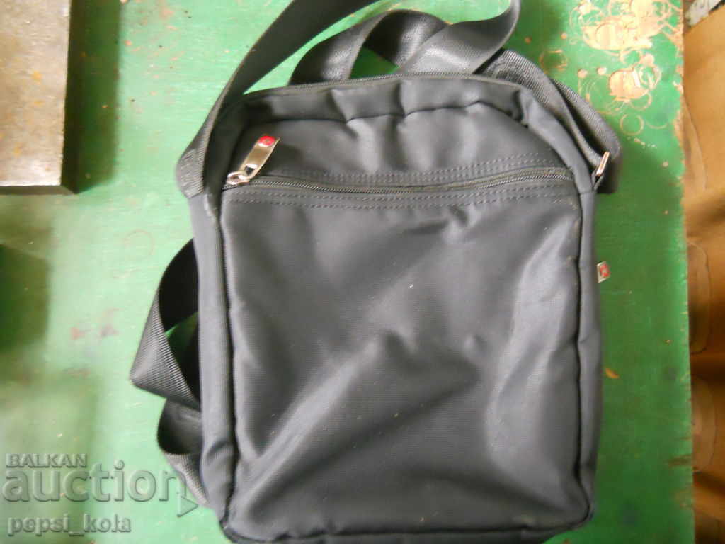 Doctor's bag with price € 2.00 | 3.91 BGN