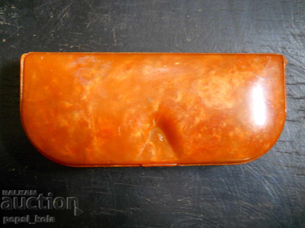 Licitație Ochelari de vedere cu dioptrie în cutie Licitație Ochelari de vedere cu dioptrie în cutie