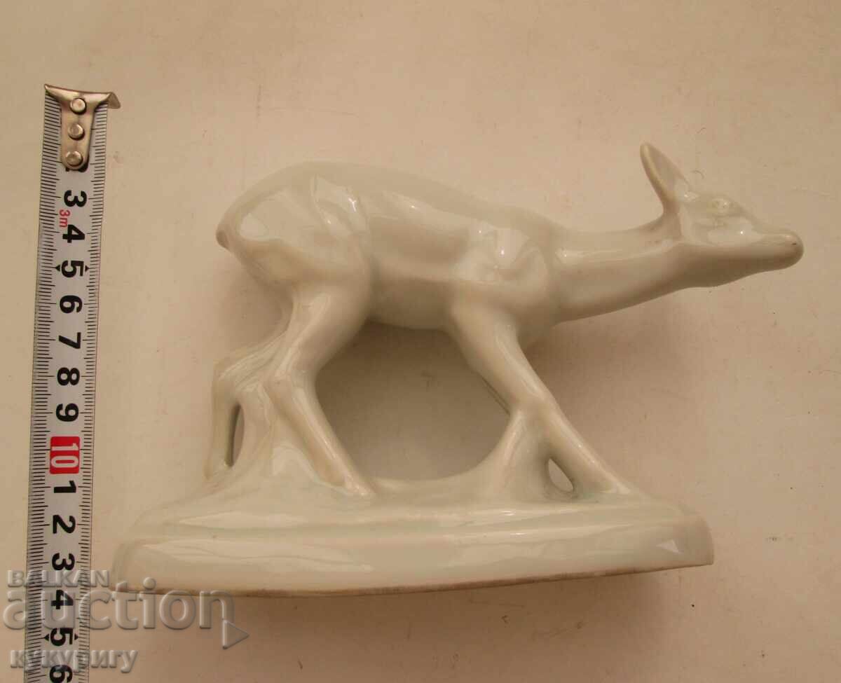 Παράδοση Παλιά πορσελάνινη φιγούρα από την Λαϊκή Δημοκρατία της Βουλγαρίας, ελάφι Ίζις