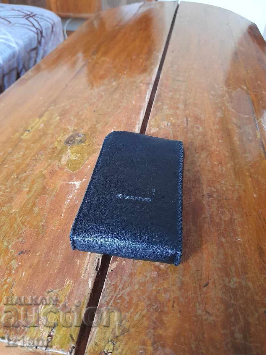 Calculator vechi Sanyo CX-8136 Calculator vechi Sanyo CX-8136