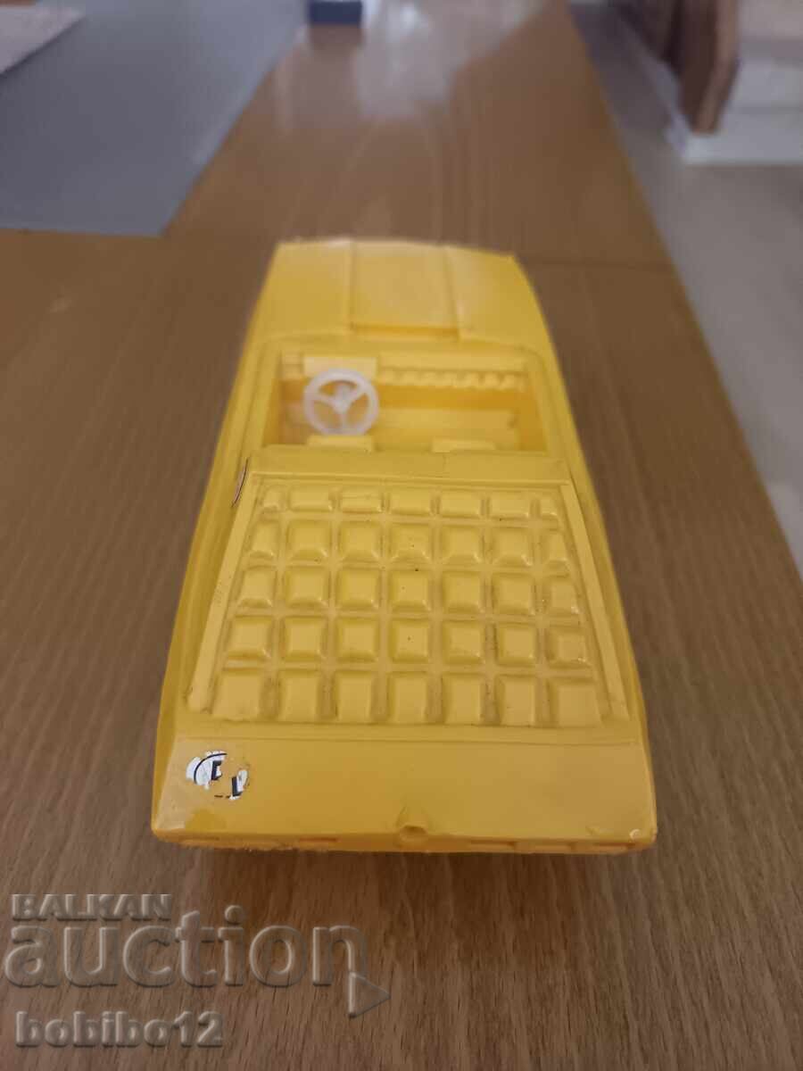 Auction  Retro stroller - 21cm