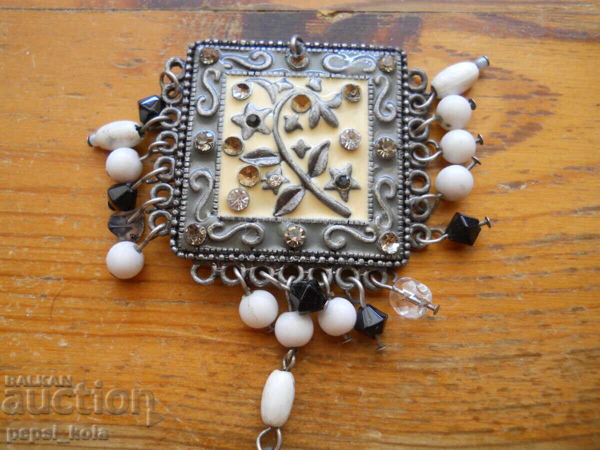 Старинен медальон (емайл) - Мароко с цена 15.00 лв. | € 7.67