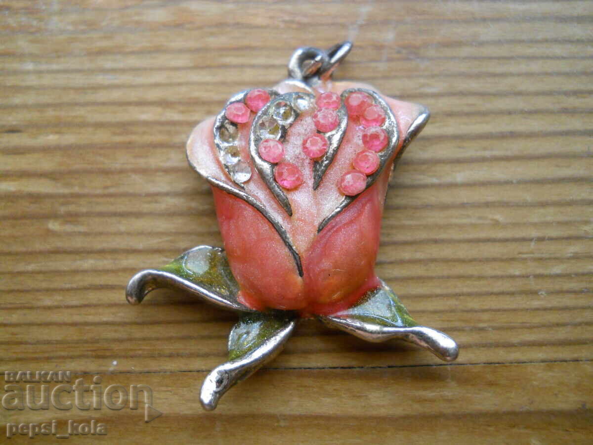 Старинен медальон - роза (емайл)