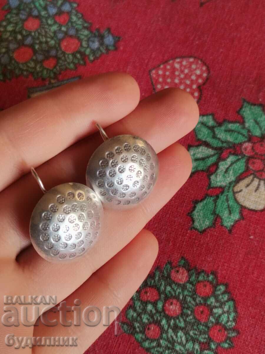 Аукцион Сребърни обеци. Пускам над 100 Аукциона. Разгледайте и остан Аукцион Сребърни обеци. Пускам над 100 Аукциона. Разгледайте и остан