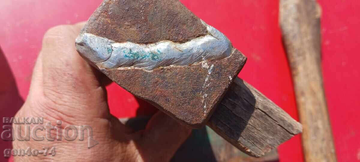 Axe Lot with price 100.00 BGN | € 51.13 Axe Lot with price 100.00 BGN | € 51.13