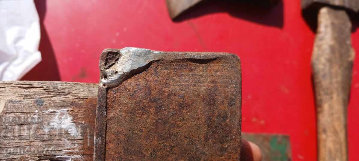 Auction Axe Lot Auction Axe Lot