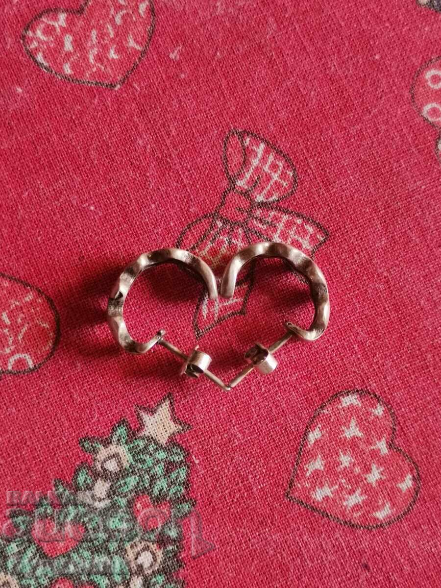 Silver earrings. I'm listing over 100 auctions. Take a look and stay tuned - 5