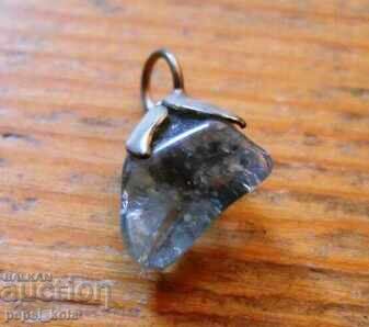 Medalion - pandantiv din acvamarin cu preț 5.00 BGN | € 2.56 Medalion - pandantiv din acvamarin cu preț 5.00 BGN | € 2.56