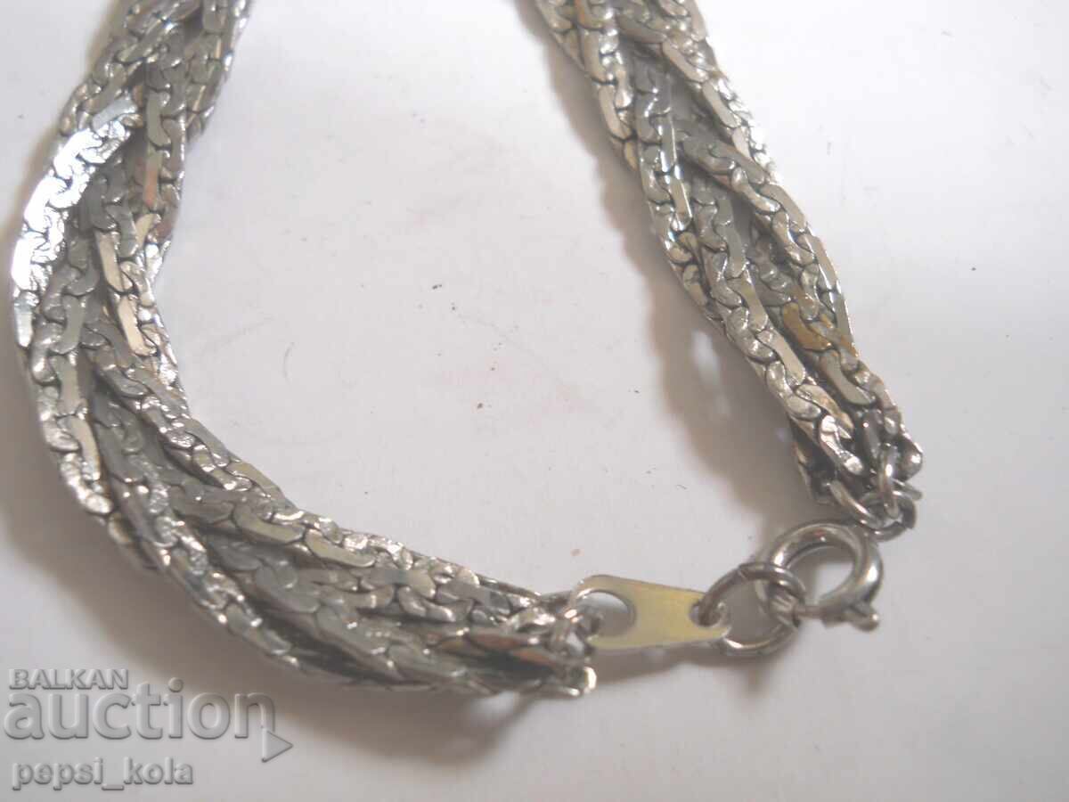 Μεγάλη μεταλλική αλυσίδα με τιμή € 1.50 | 2.93 BGN Μεγάλη μεταλλική αλυσίδα με τιμή € 1.50 | 2.93 BGN