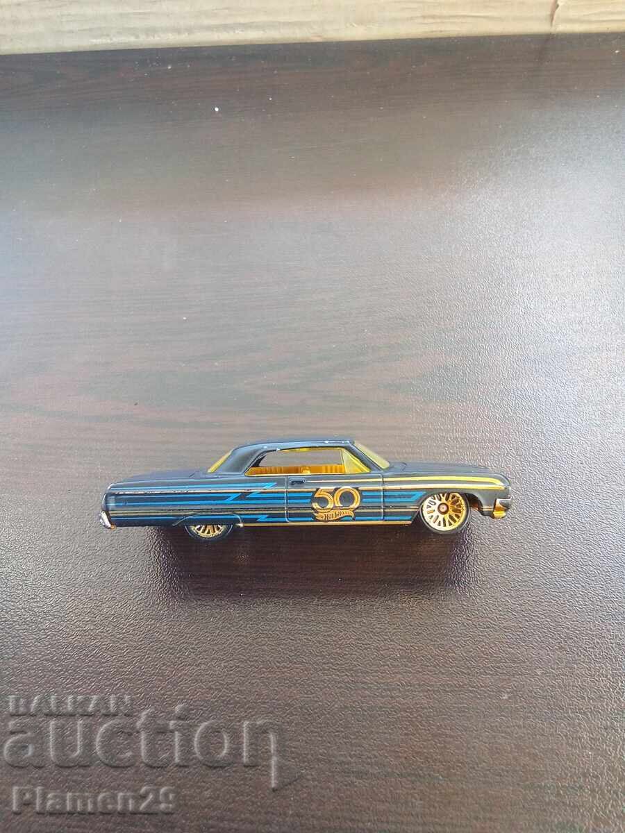 Vând cărucior Impala 2003 Vând cărucior Impala 2003