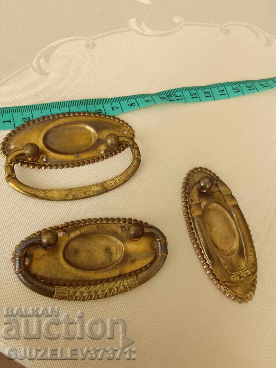 Set Art Deco mânere sertare marcate cu ștampilă cu preț 60.00 BGN | € 30.68 Set Art Deco mânere sertare marcate cu ștampilă cu preț 60.00 BGN | € 30.68