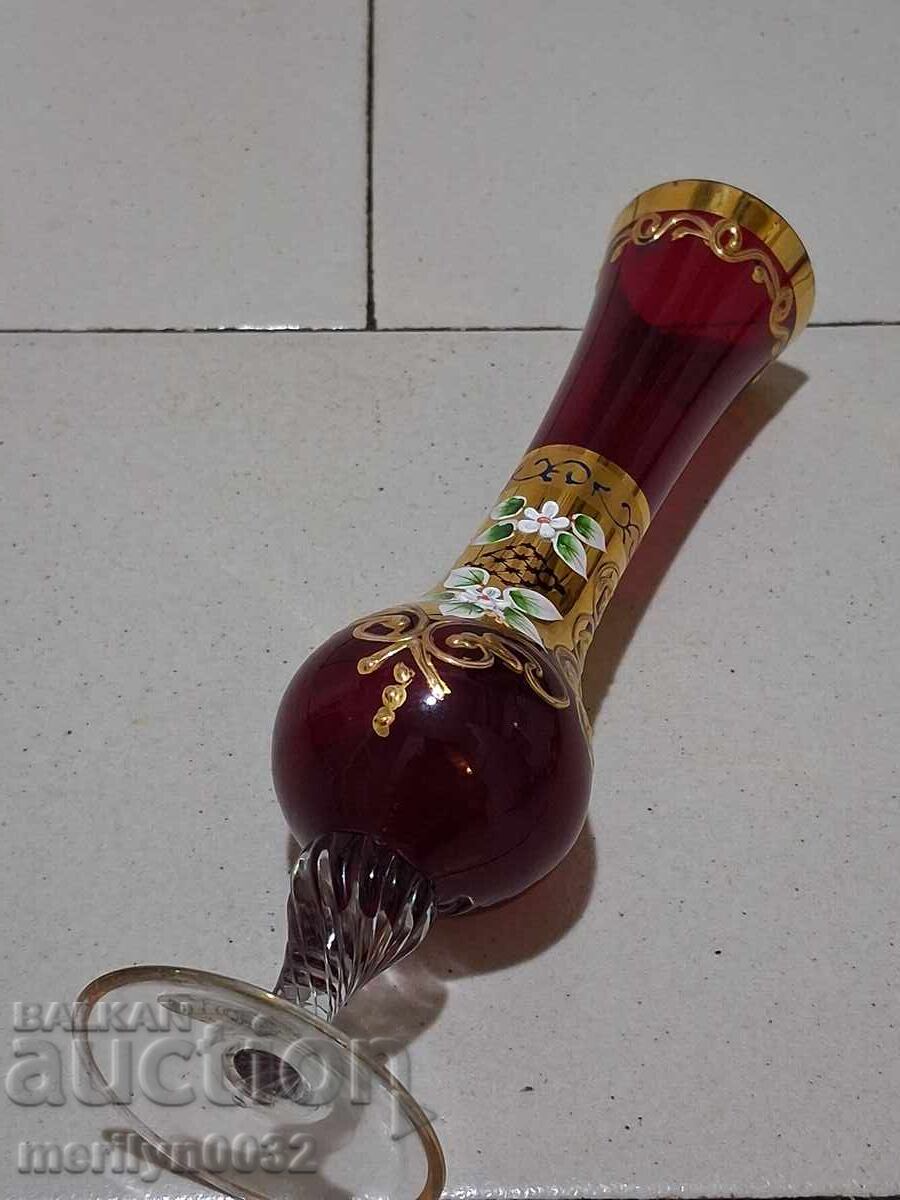 Παλιό βάζο Βοημίας κόκκινο γυαλί χειροποίητο με τιμή 94.00 BGN | € 48.06