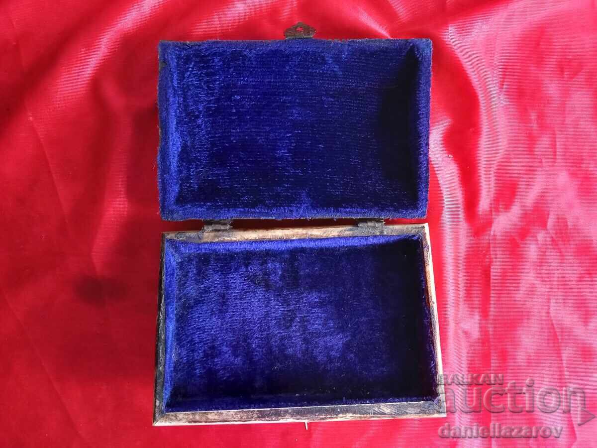 Large Jewelry Box from CAMEL Bone - 5