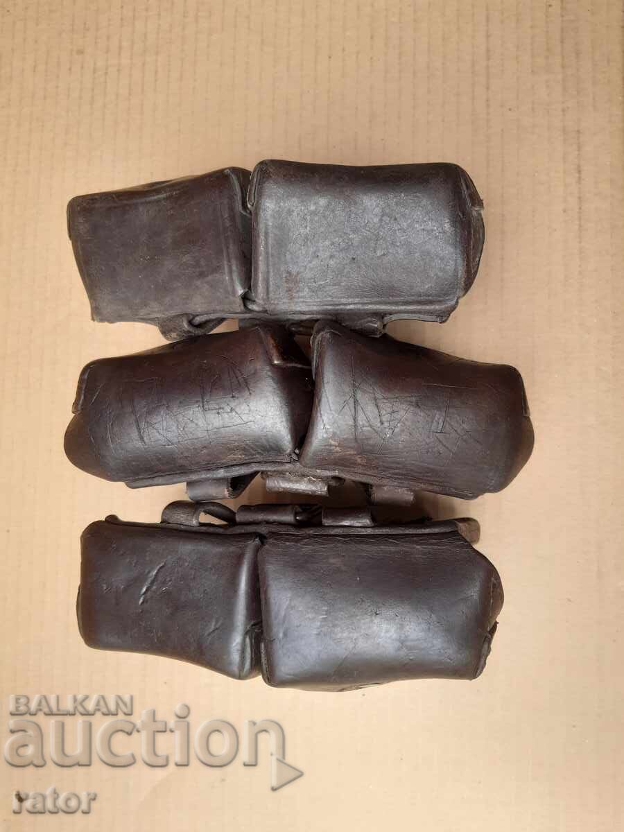 Licitație Apărătoare pentru Manlicher M 95 - stânga, mijloc și dreapta. O palmă în față