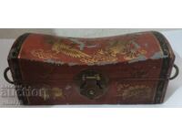 Cutie chinezească veche