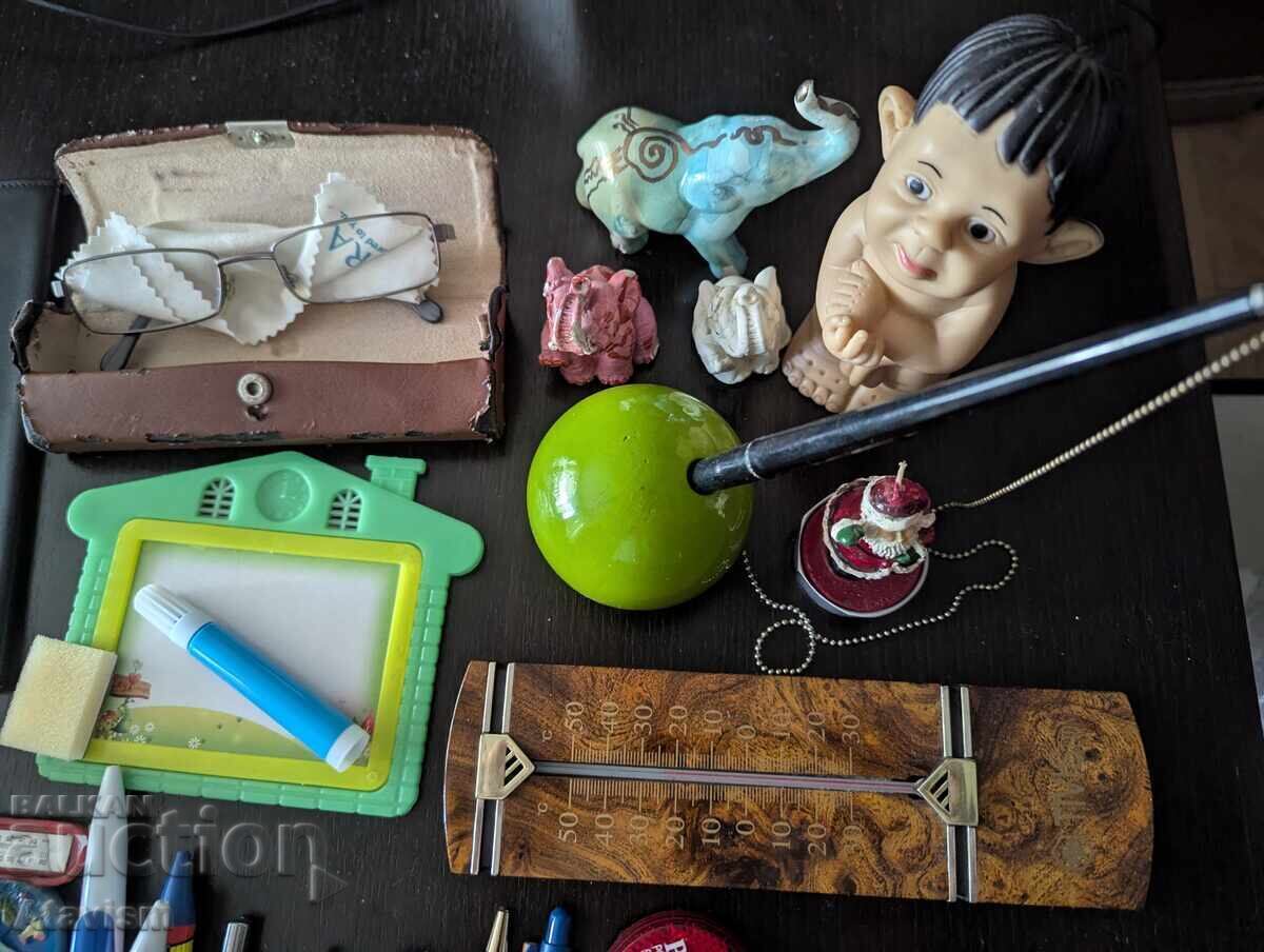 Аукцион Сборен лот от вещи от 0.01 лв.