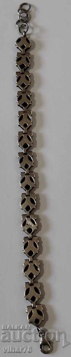 Παράδοση ασημένιο βραχιόλι με γρανάτη