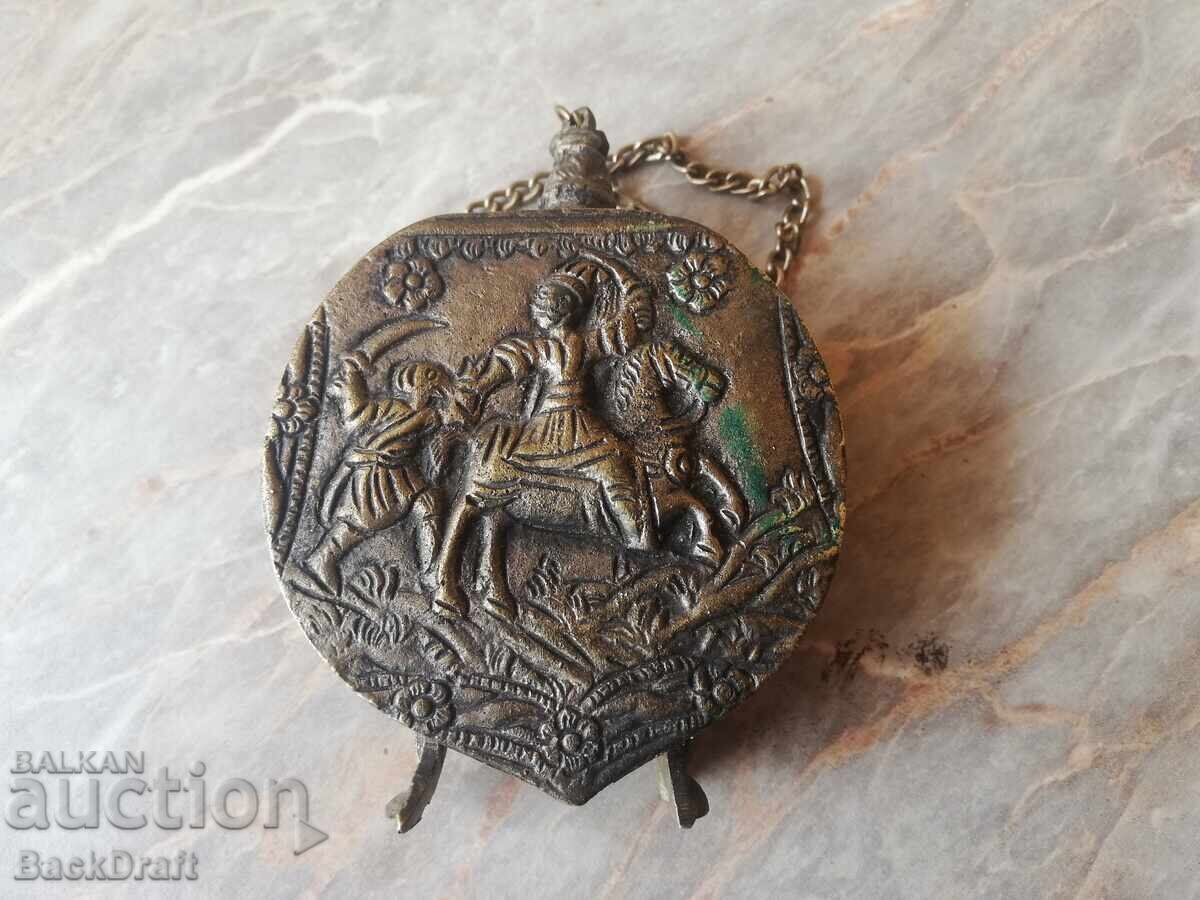 Old Embossed Powder Flask, cartridge belt, cartridge holder, pistol, rifle with price 390.00 BGN | € 199.40 Old Embossed Powder Flask, cartridge belt, cartridge holder, pistol, rifle with price 390.00 BGN | € 199.40