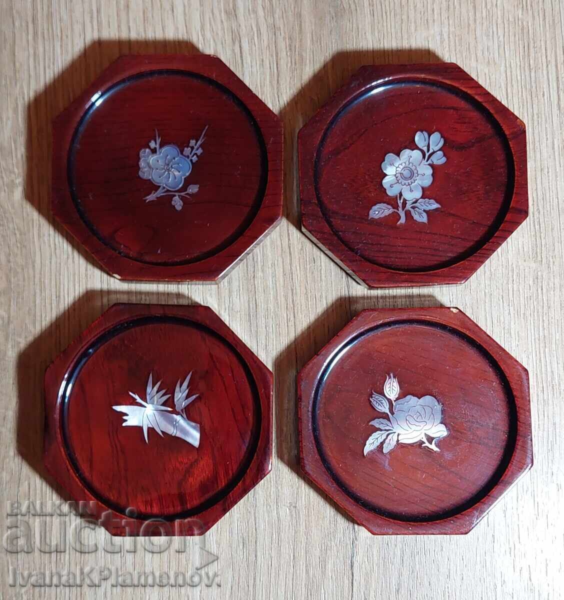 Wooden coasters inlaid with mother-of-pearl for connoisseurs