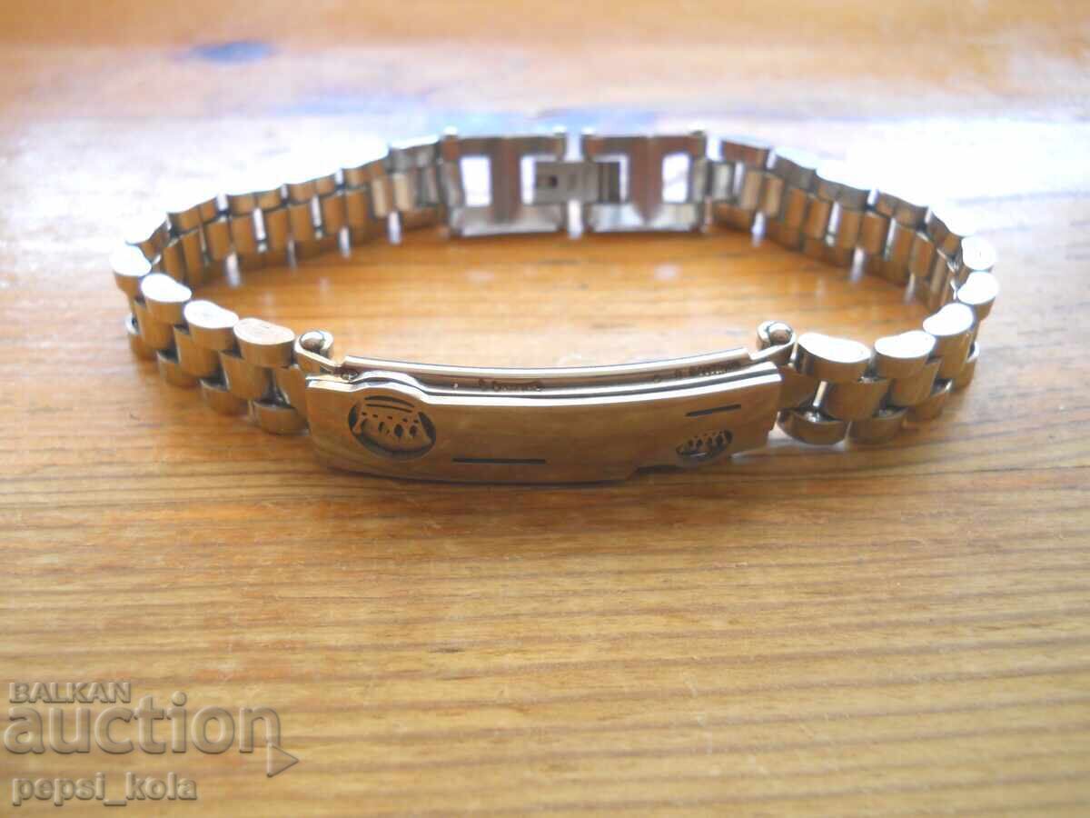 Lanț din oțel chirurgical cu coroane regale cu preț 15.00 BGN | € 7.67