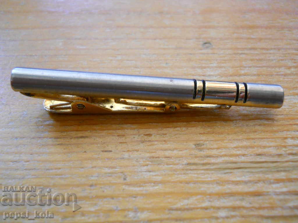 Ac de cravată vechi, argintat