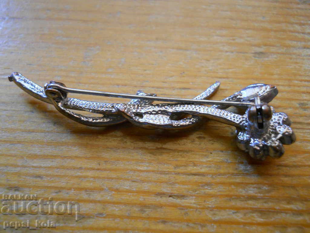 Παλιά καρφίτσα με τιμή 5.00 BGN | € 2.56