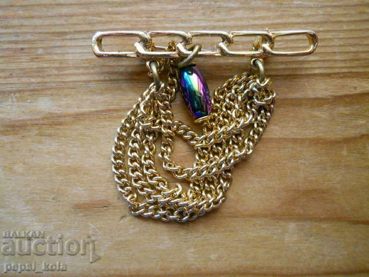 Παλιά καρφίτσα Παλιά καρφίτσα