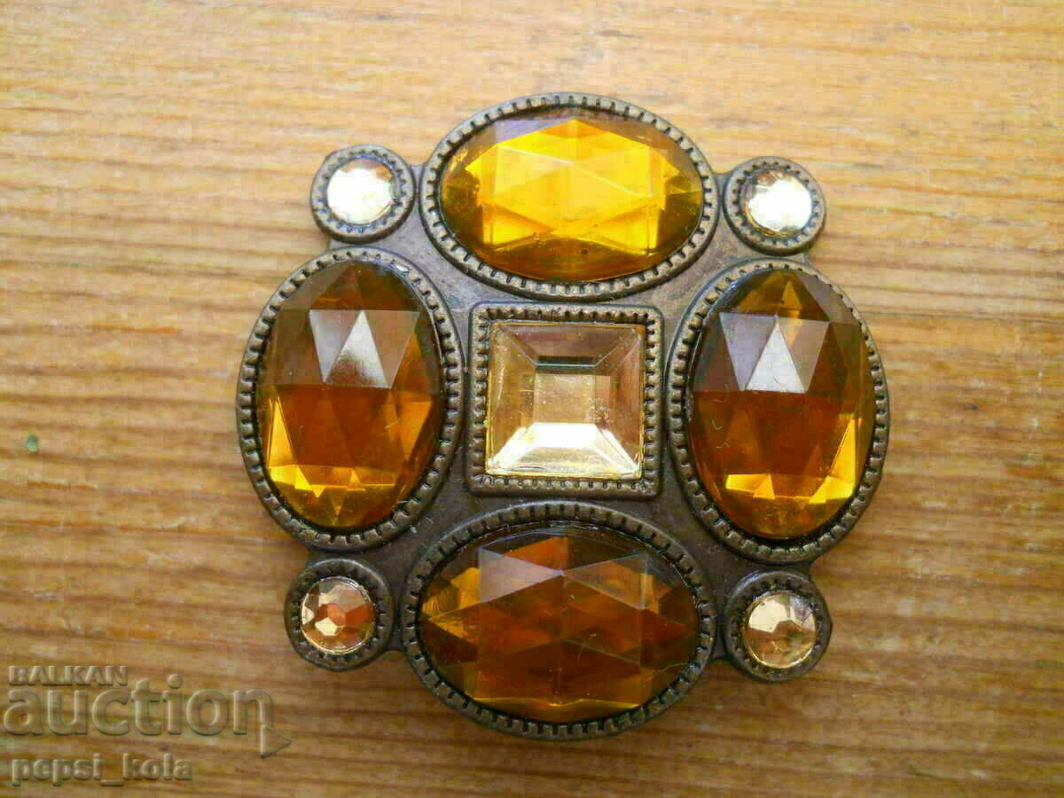 Παλιά καρφίτσα Παλιά καρφίτσα