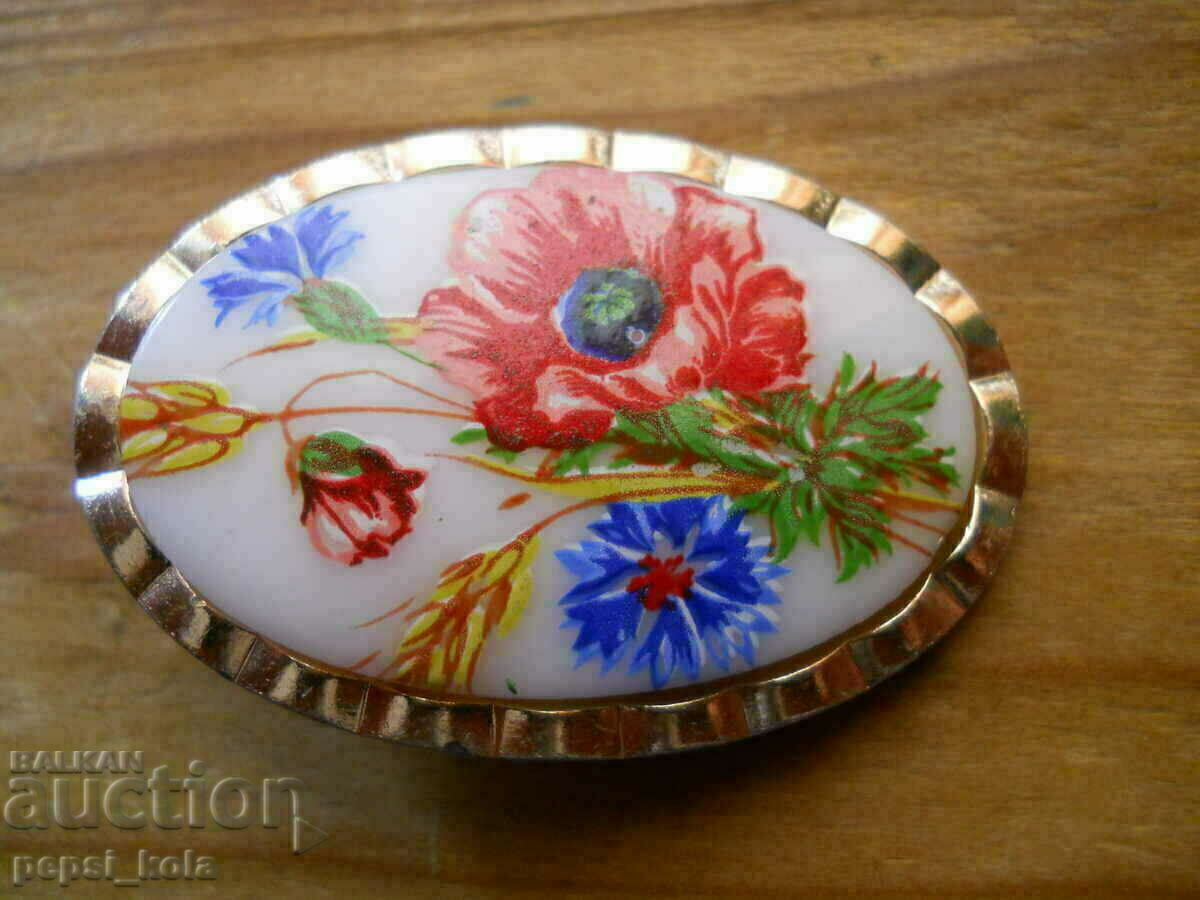 Broșă veche Broșă veche