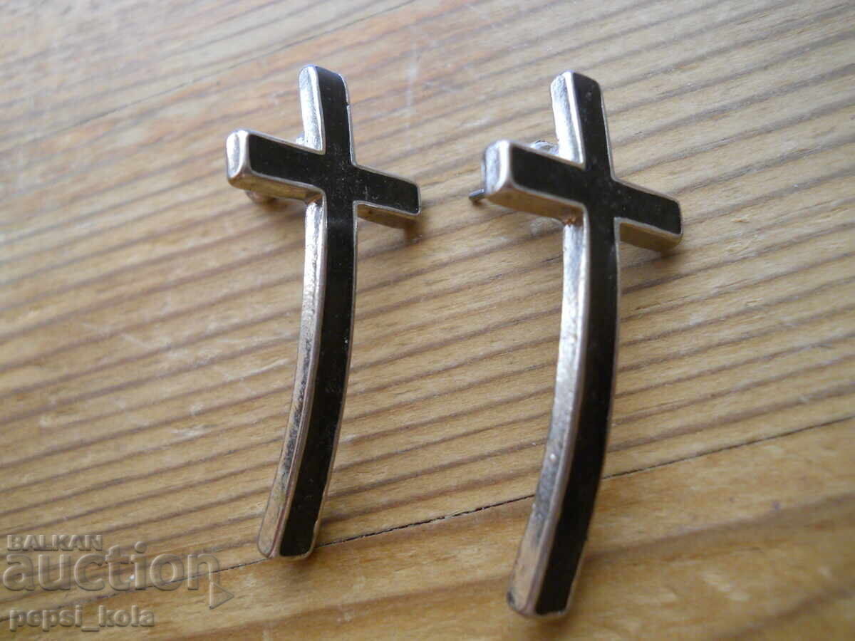 Стари обици с кръстове Стари обици с кръстове