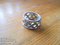 Old ladies' ring with blue stones