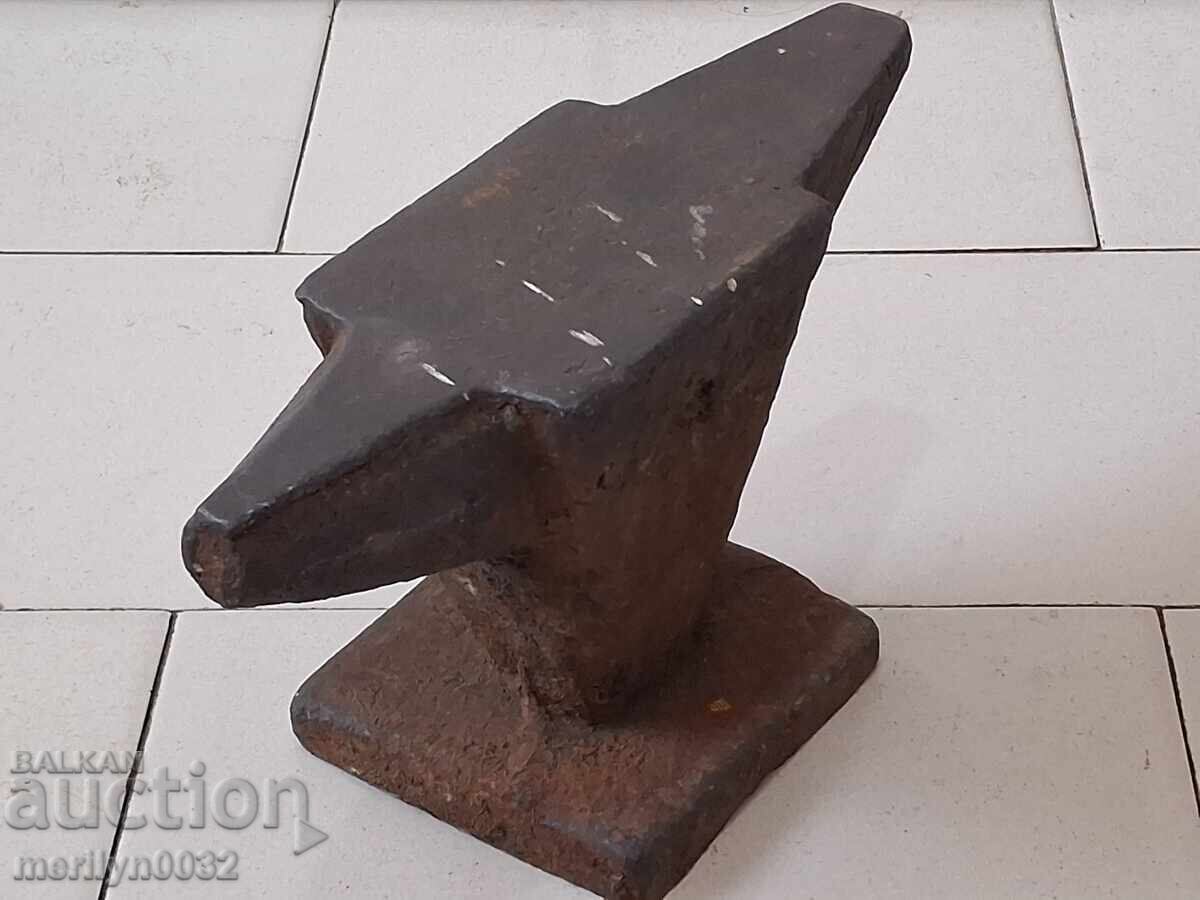 Παλιό αμόνι, σφυρηλατικό εργαλείο, εργαλείο με τιμή 129.00 BGN | € 65.96