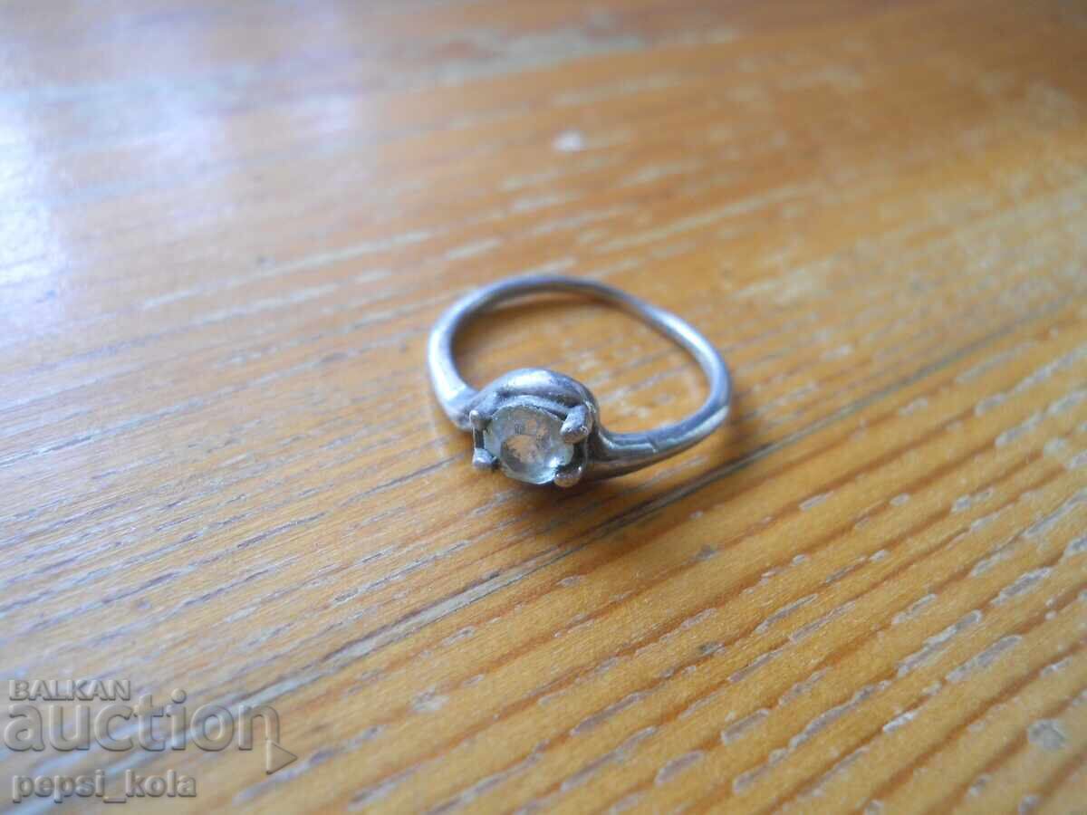 Γυναικείο δαχτυλίδι με κρύσταλλο